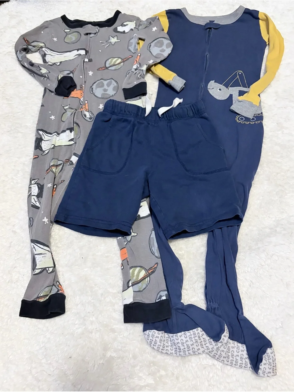 Carter's Space, Construction & Navy Shorts 3-Piece Clothing Lot size 5T